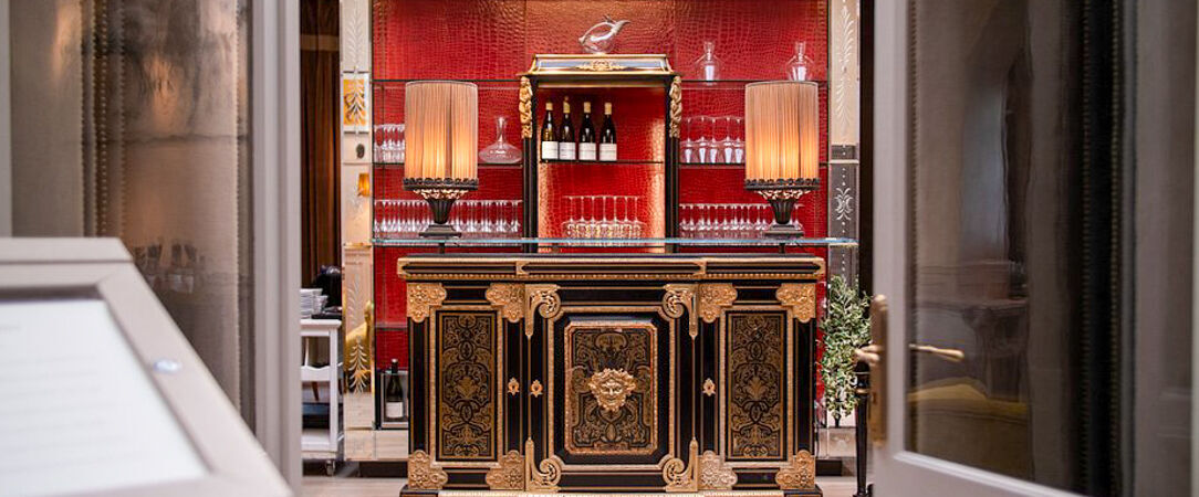 Best Western Premier Grand Monarque Hôtel & Spa ★★★★ - Indulge at a delightful hotel in the ancient Chartres. - Chartres, France